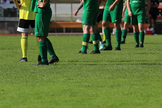 微调也是看 微调也是看